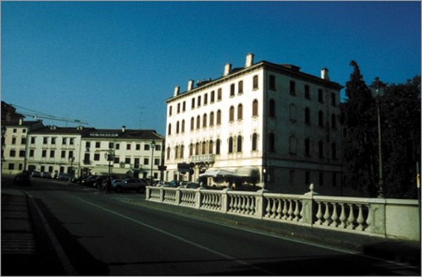 Palazzo Balbi, Valier
