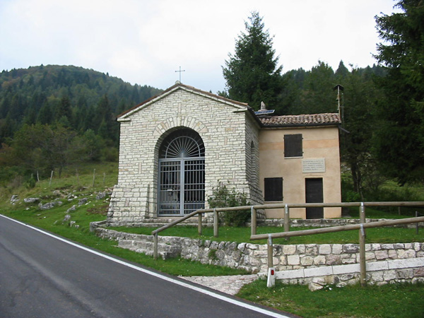 Campocroce: la chiesetta